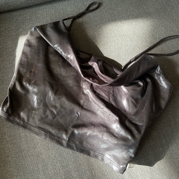 Brand new cropped top - Picture 1 of 3